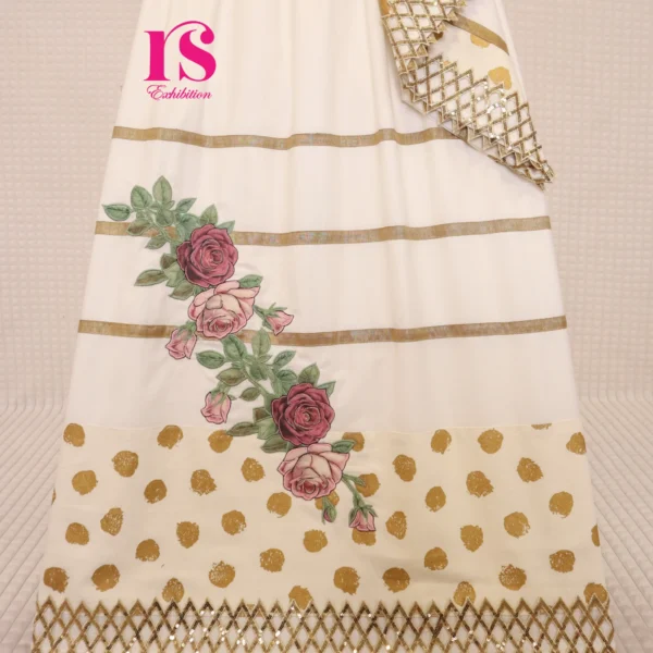 Off White Pretty Falling Bunch Flower Rida
