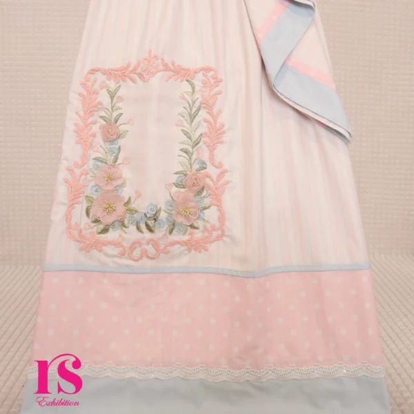 White Intricate Frame Work Rida