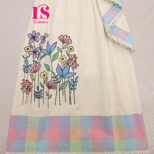 Lovely Cream Colour Rida With Paint With Embroidery Flower